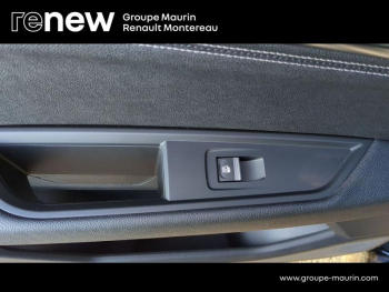 Photo 21 du bon plan RENAULT Austral 1.2 E-Tech full hybrid 200ch Iconic occasion à 27900 €