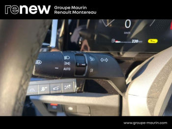 Photo 29 du bon plan RENAULT Austral 1.2 E-Tech full hybrid 200ch Iconic occasion à 27900 €