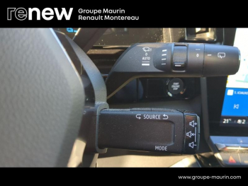 Photo 31 du bon plan RENAULT Austral 1.2 E-Tech full hybrid 200ch Iconic occasion à 27900 €