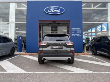 Photo 7 du bon plan FORD Kuga 2.5 Duratec 190ch FHEV E85 Titanium BVA occasion à 27990 €