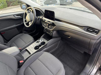 Photo 11 du bon plan FORD Kuga 2.5 Duratec 190ch FHEV E85 Titanium BVA occasion à 27990 €