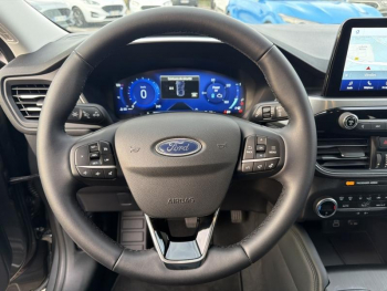 Photo 12 du bon plan FORD Kuga 2.5 Duratec 190ch FHEV E85 Titanium BVA occasion à 27990 €