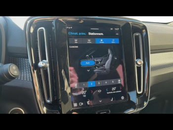 Photo 25 du bon plan VOLVO XC40 B3 163ch Black Edition DCT 7 occasion à 36800 €