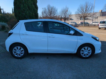 Photo 11 du bon plan TOYOTA Yaris HSD 100h Dynamic 5p occasion à 10500 €