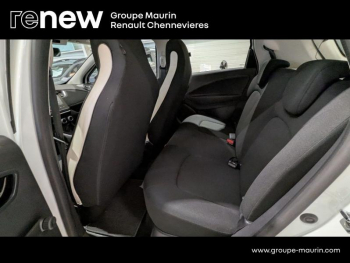 Photo 13 du bon plan RENAULT Zoe Life charge normale R110 occasion à 6999 €