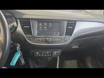 Photo 15 du bon plan OPEL Crossland X 1.2 Turbo 110ch Elegance occasion à 10890 €