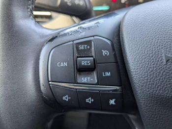 Photo 13 du bon plan FORD Focus 1.0 Flexifuel mHEV 125ch Titanium Style occasion à 19990 €