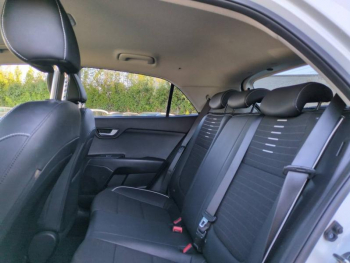 Photo 16 du bon plan KIA Rio 1.0 T-GDI 120ch GT Line occasion à 13490 €