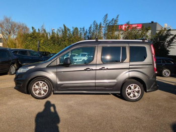Photo 3 du bon plan FORD Tourneo Connect 1.5 TD 120ch Stop&Start Titanium Euro6 occasion à 9900 €