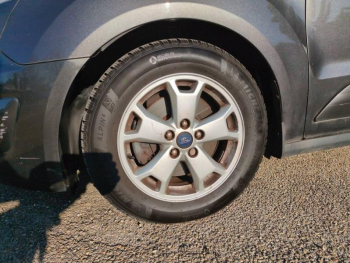 Photo 9 du bon plan FORD Tourneo Connect 1.5 TD 120ch Stop&Start Titanium Euro6 occasion à 9900 €