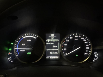 Photo 20 du bon plan LEXUS NX 300h 4WD Luxe occasion à 24500 €