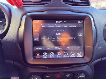 Photo 14 du bon plan JEEP Renegade 1.3 Turbo T4 190ch PHEV 4xe Limited BVA6 eAWD occasion à 21900 €