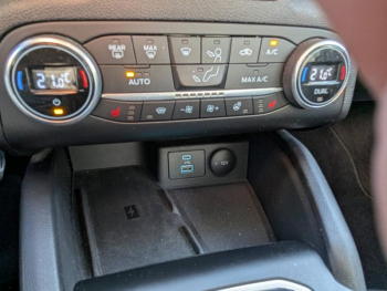 Photo 22 du bon plan FORD Focus 1.0 Flexifuel mHEV 125ch ST-Line X occasion à 20843 €