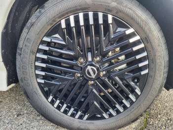 Photo 4 du bon plan NISSAN Leaf 150ch 40kWh N-Connecta 22 occasion à 19990 €