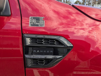 Photo 5 du bon plan FORD Ranger VUL 2.0 TDCi 213ch Double Cabine Stormtrak BVA10 occasion à 41963 €