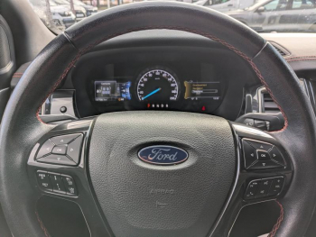 Photo 17 du bon plan FORD Ranger VUL 2.0 TDCi 213ch Double Cabine Stormtrak BVA10 occasion à 41963 €