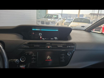 Photo 9 du bon plan CITROEN C4 Picasso PureTech 130ch Confort S&S occasion à 8890 €