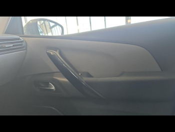 Photo 12 du bon plan CITROEN C4 Picasso PureTech 130ch Confort S&S occasion à 8890 €