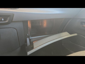 Photo 19 du bon plan CITROEN C4 Picasso PureTech 130ch Confort S&S occasion à 8890 €