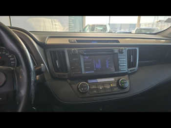 Photo 16 du bon plan TOYOTA RAV4 150 D-4D Life AWD occasion à 11990 €