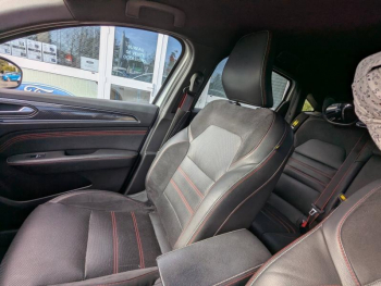 Photo 27 du bon plan RENAULT Arkana 1.6 E-Tech 145ch RS Line -21B occasion à 19939 €