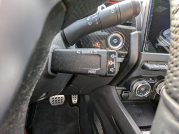 Photo 28 du bon plan RENAULT Arkana 1.6 E-Tech 145ch RS Line -21B occasion à 19939 €