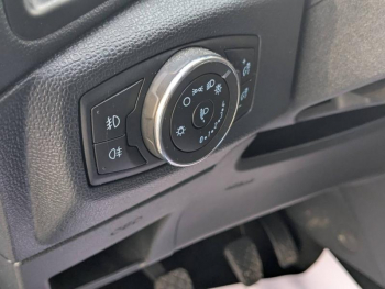 Photo 10 du bon plan FORD EcoSport 1.0 EcoBoost 125ch Active 147g occasion à 17989 €