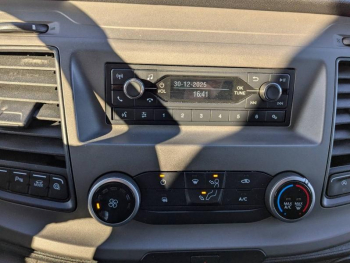 Photo 11 du bon plan FORD Transit Custom Fg VUL 340 L1H1 2.0 EcoBlue 130 Trend Business 7cv occasion à 16290 €