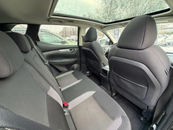 Photo 11 du bon plan NISSAN Qashqai 1.7 dCi 150ch N-Connecta 2019 Euro6-EVAP occasion à 15990 €