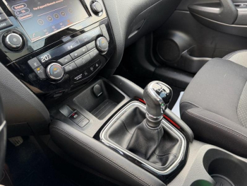 Photo 17 du bon plan NISSAN Qashqai 1.7 dCi 150ch N-Connecta 2019 Euro6-EVAP occasion à 15990 €