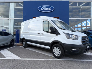 Photo 3 du bon plan FORD Transit 2T Fg VUL PE 350 L3H2 135 kW Batterie 75/68 kWh Trend Business occasion à 36990 €