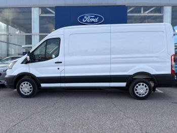 Photo 4 du bon plan FORD Transit 2T Fg VUL PE 350 L3H2 135 kW Batterie 75/68 kWh Trend Business occasion à 36990 €