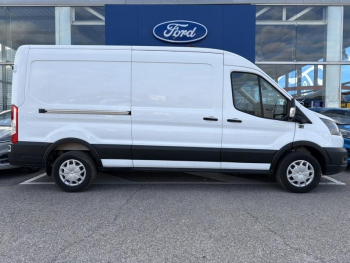 Photo 5 du bon plan FORD Transit 2T Fg VUL PE 350 L3H2 135 kW Batterie 75/68 kWh Trend Business occasion à 36990 €