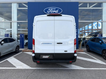 Photo 7 du bon plan FORD Transit 2T Fg VUL PE 350 L3H2 135 kW Batterie 75/68 kWh Trend Business occasion à 36990 €