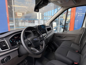Photo 9 du bon plan FORD Transit 2T Fg VUL PE 350 L3H2 135 kW Batterie 75/68 kWh Trend Business occasion à 36990 €