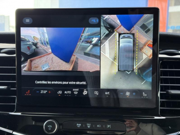 Photo 21 du bon plan FORD Transit 2T Fg VUL PE 350 L3H2 135 kW Batterie 75/68 kWh Trend Business occasion à 36990 €