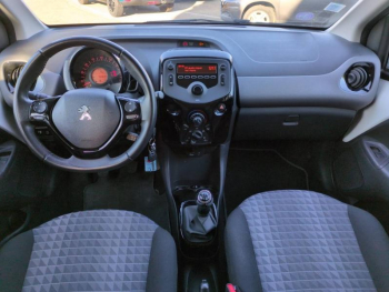 Photo 21 du bon plan PEUGEOT 108 VTi 72 Style S&S 4cv 5p occasion à 8890 €