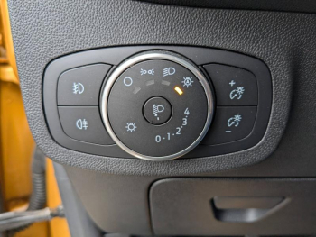 Photo 9 du bon plan FORD Fiesta Active 1.0 EcoBoost 125ch S&S Pack Euro6.2 occasion à 14490 €