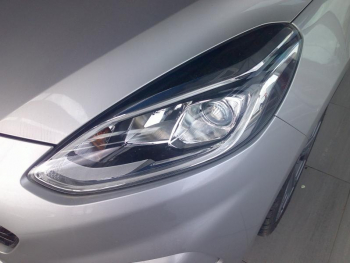 Photo 4 du bon plan FORD Fiesta 1.0 EcoBoost 100ch Stop&Start ST-Line 5p Euro6.2 occasion à 11901 €