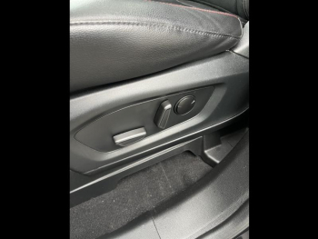 Photo 23 du bon plan FORD Explorer 3.0 EcoBoost 457ch Parallel PHEV ST-Line i-AWD BVA10 25cv occasion à 69890 €