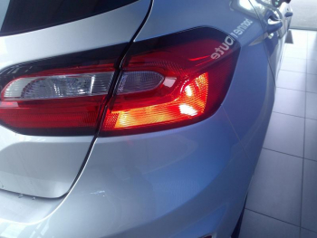 Photo 4 du bon plan FORD Fiesta 1.0 Flexifuel 95ch ST-Line 5p occasion à 17590 €