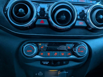 Photo 13 du bon plan NISSAN Juke 1.6 Hybrid 143ch N-Design 2023.5 occasion à 24990 €