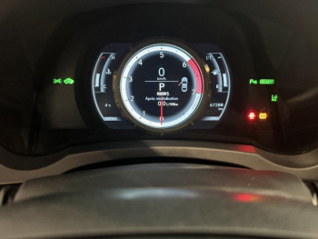 Photo 5 du bon plan LEXUS RC 300h F SPORT Executive occasion à 29990 €