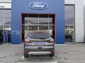 Photo 5 du bon plan FORD Kuga 1.5 EcoBoost 120ch Stop&Start Titanium 4x2 occasion à 14500 €