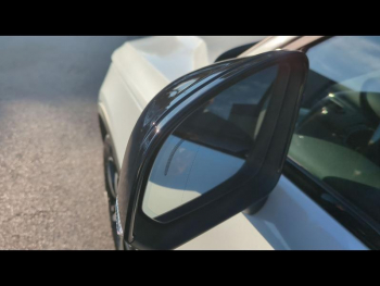 Photo 15 du bon plan VOLVO XC40 B3 163ch Plus DCT 7 occasion à 43900 €