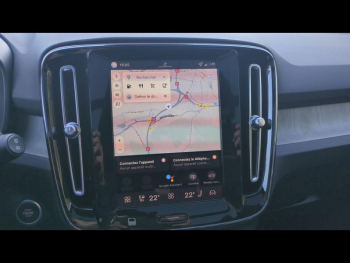 Photo 29 du bon plan VOLVO XC40 B3 163ch Plus DCT 7 occasion à 43900 €