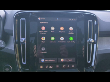 Photo 35 du bon plan VOLVO XC40 B3 163ch Plus DCT 7 occasion à 43900 €