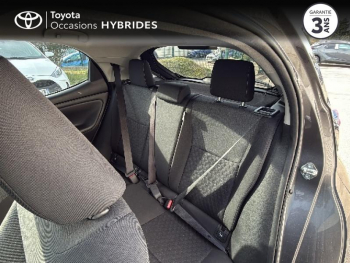 Photo 12 du bon plan TOYOTA Yaris 116h Design 5p MC24 occasion à 19980 €