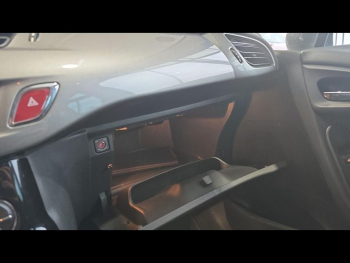 Photo 20 du bon plan CITROEN C3 1.4 VTi Confort occasion à 5490 €