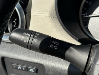 Photo 25 du bon plan NISSAN Micra 1.0 IG-T 92ch Made in France 2021.5 occasion à 13990 €